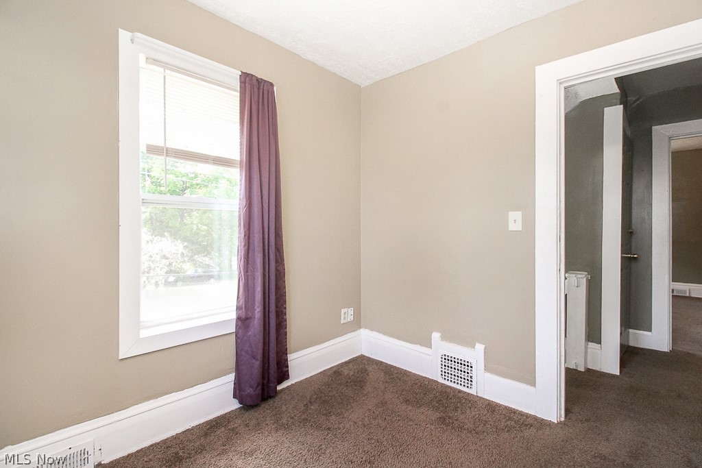 863 Berwin Street Akron, OH 44310 - Photo 10 of 30