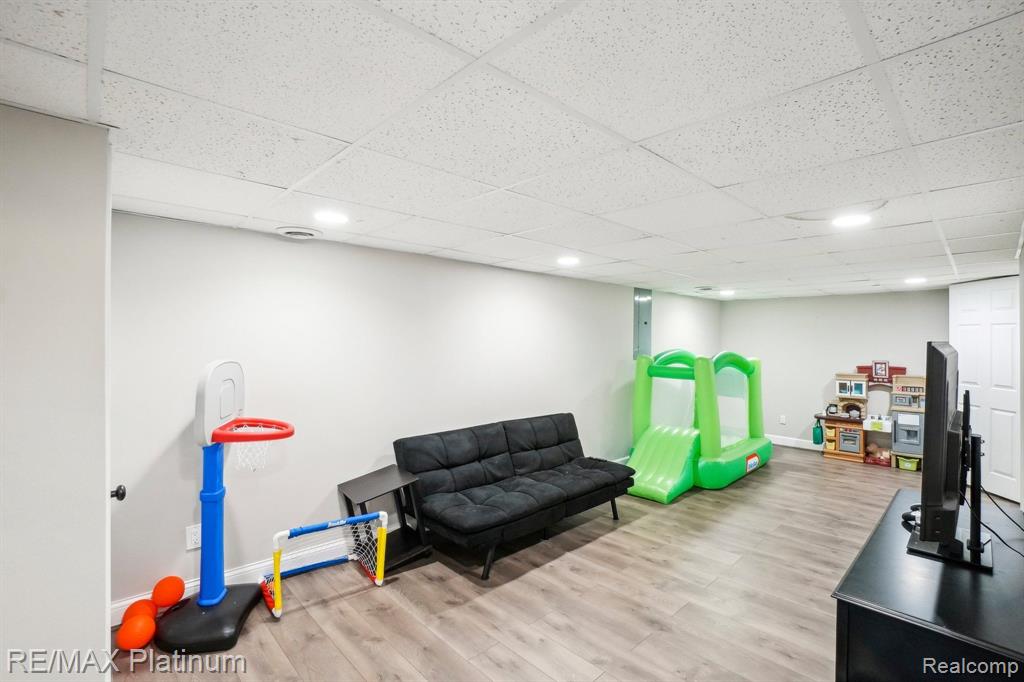 730 3rd Street Fenton, MI 48430 - Photo 47 of 58 Gallery Image 47
