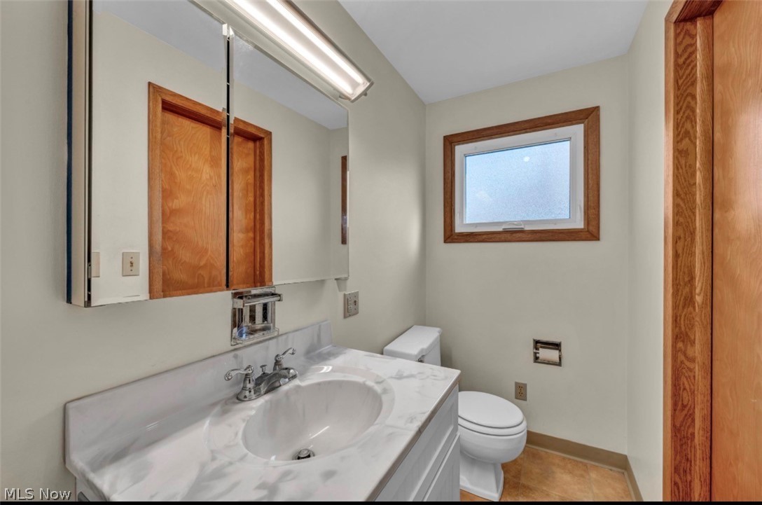 77 Warren Street Rittman, OH 44270 - Photo 28 of 41 Half bath off master bedroom