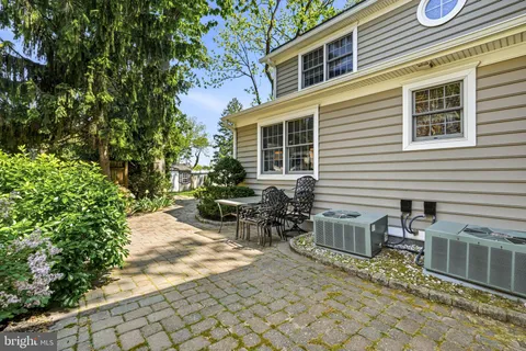 $1,300,000 | 209 Lincoln Avenue, Haddonfield, NJ 08033