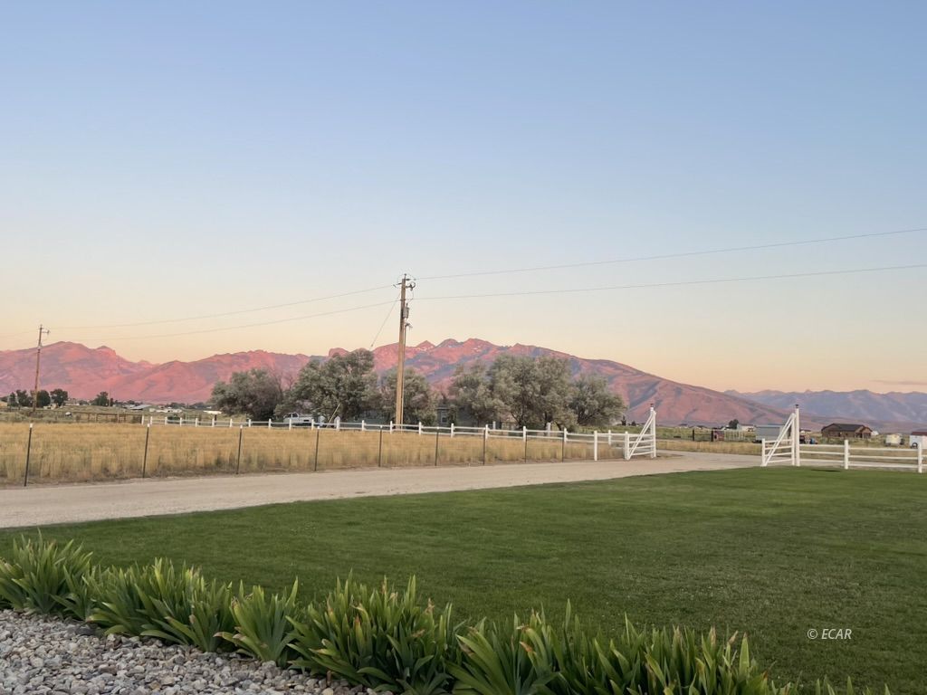 931 Tobiano Road Spring Creek, NV 89815 - Photo 4 of 30 Gallery Image 4