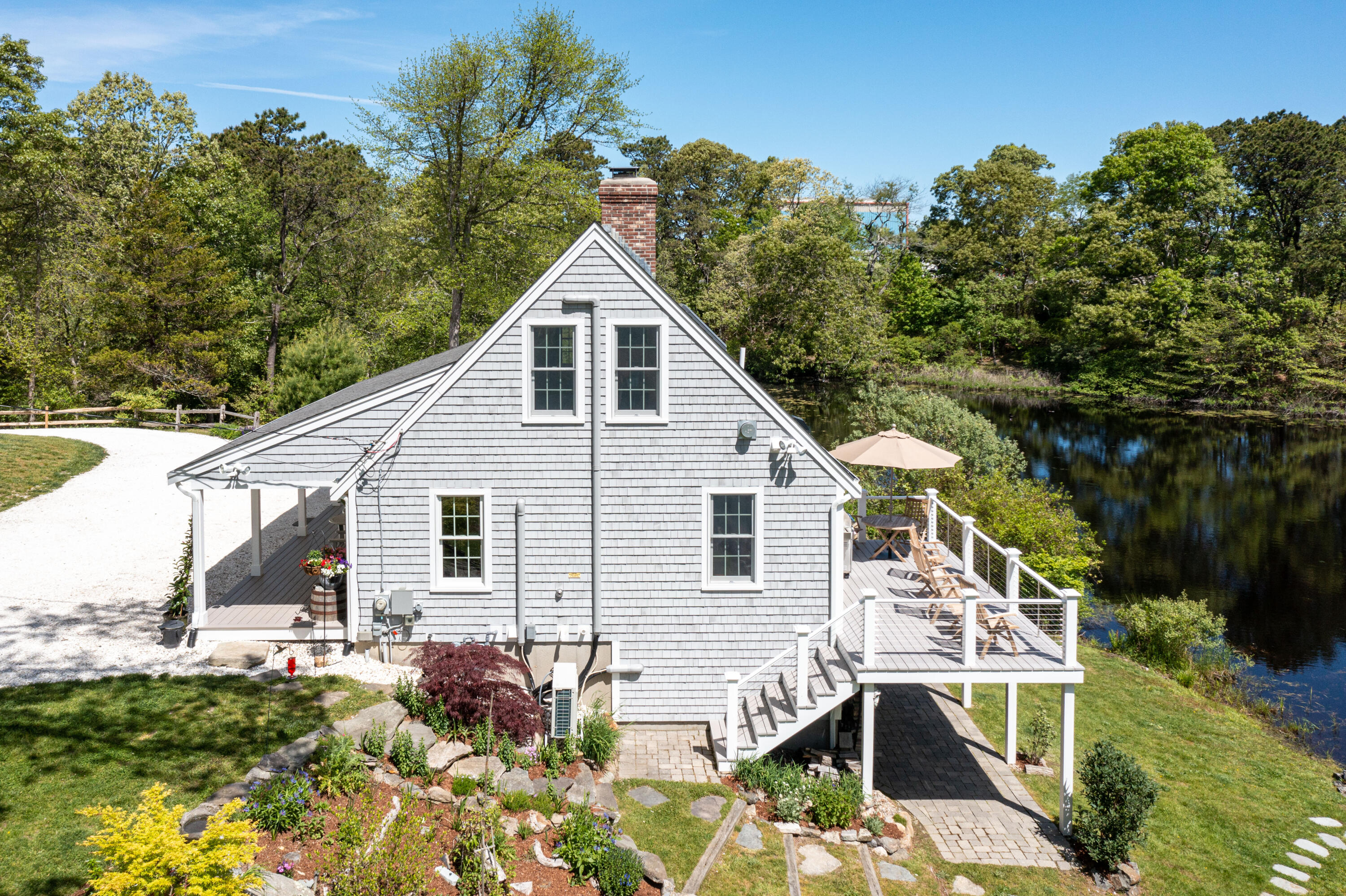 213 Run Hill Road Brewster, MA 02631 - Photo 3 of 50 213RunLR-81