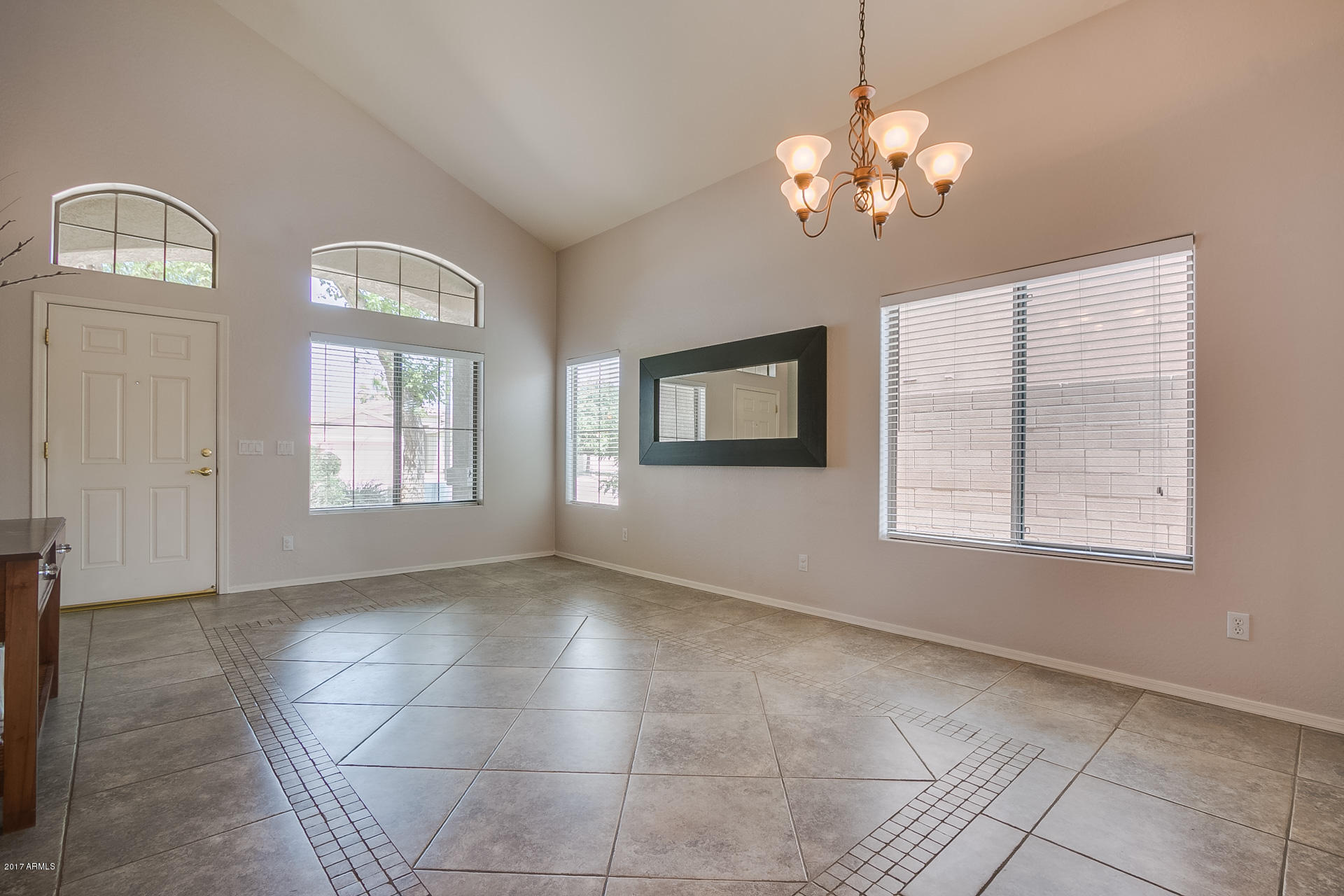 3305 East Hampton Lane Gilbert, AZ 85295 - Photo 5 of 28 Hampton-19