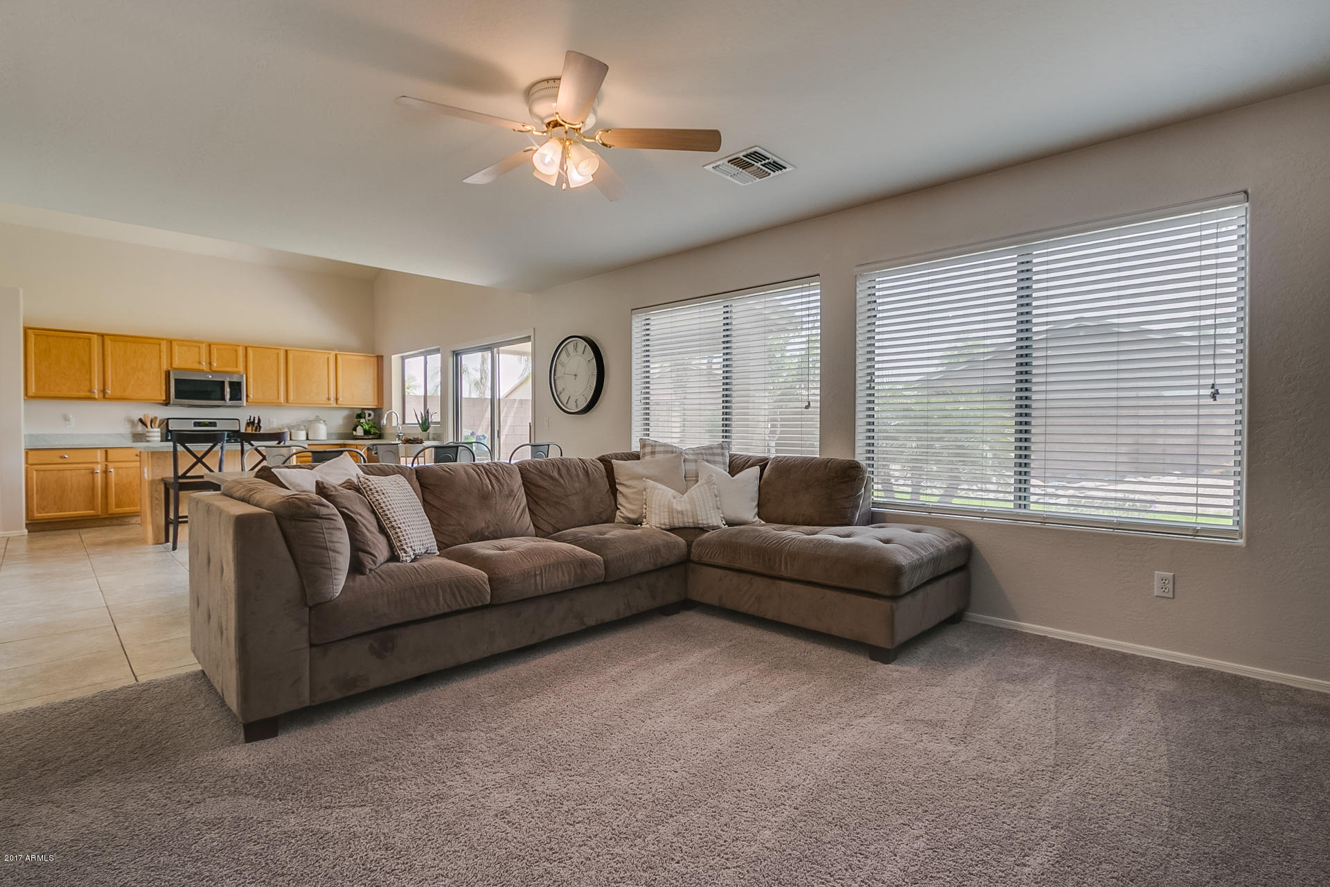 3305 East Hampton Lane Gilbert, AZ 85295 - Photo 7 of 28 Hampton-24