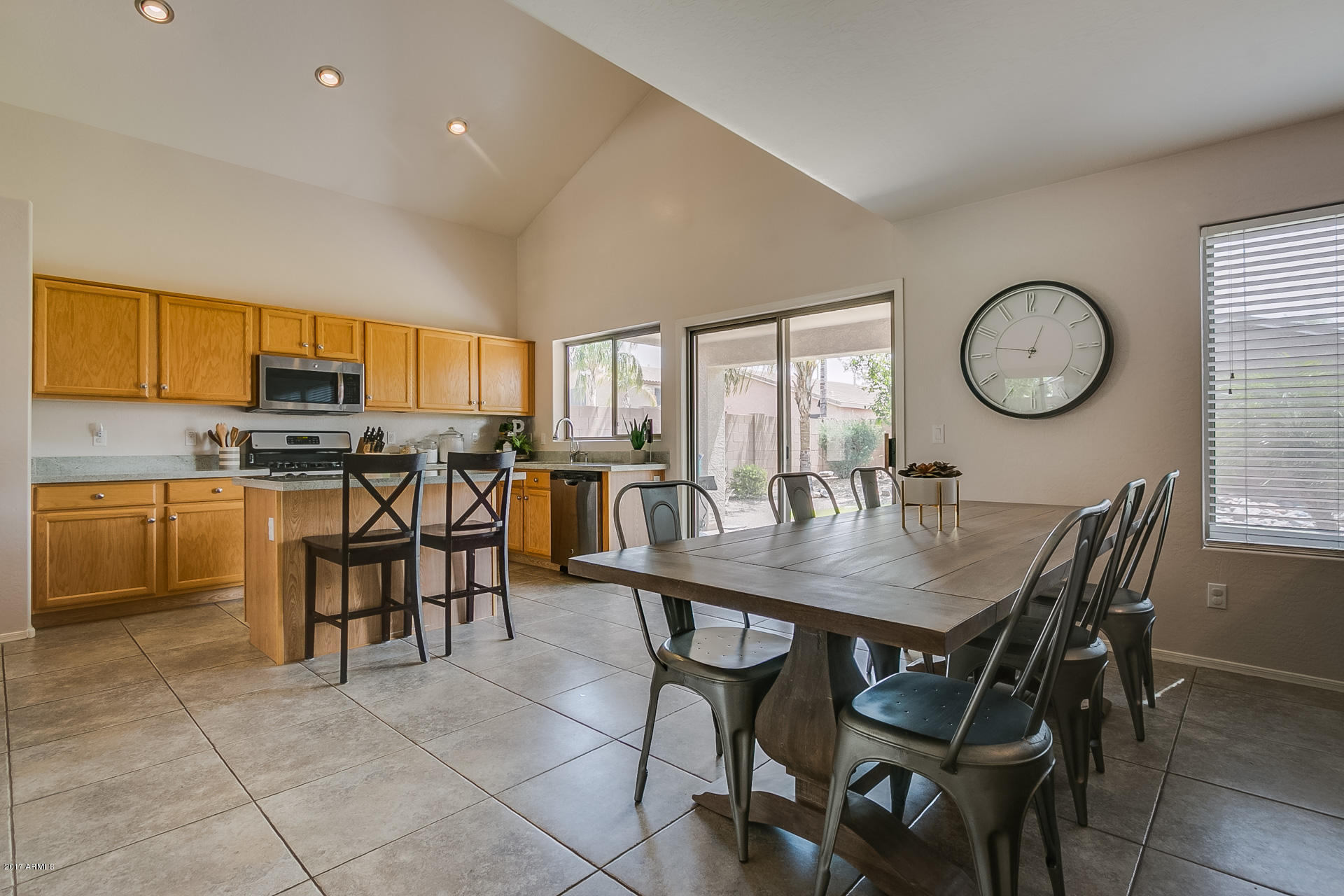 3305 East Hampton Lane Gilbert, AZ 85295 - Photo 8 of 28 Hampton-25
