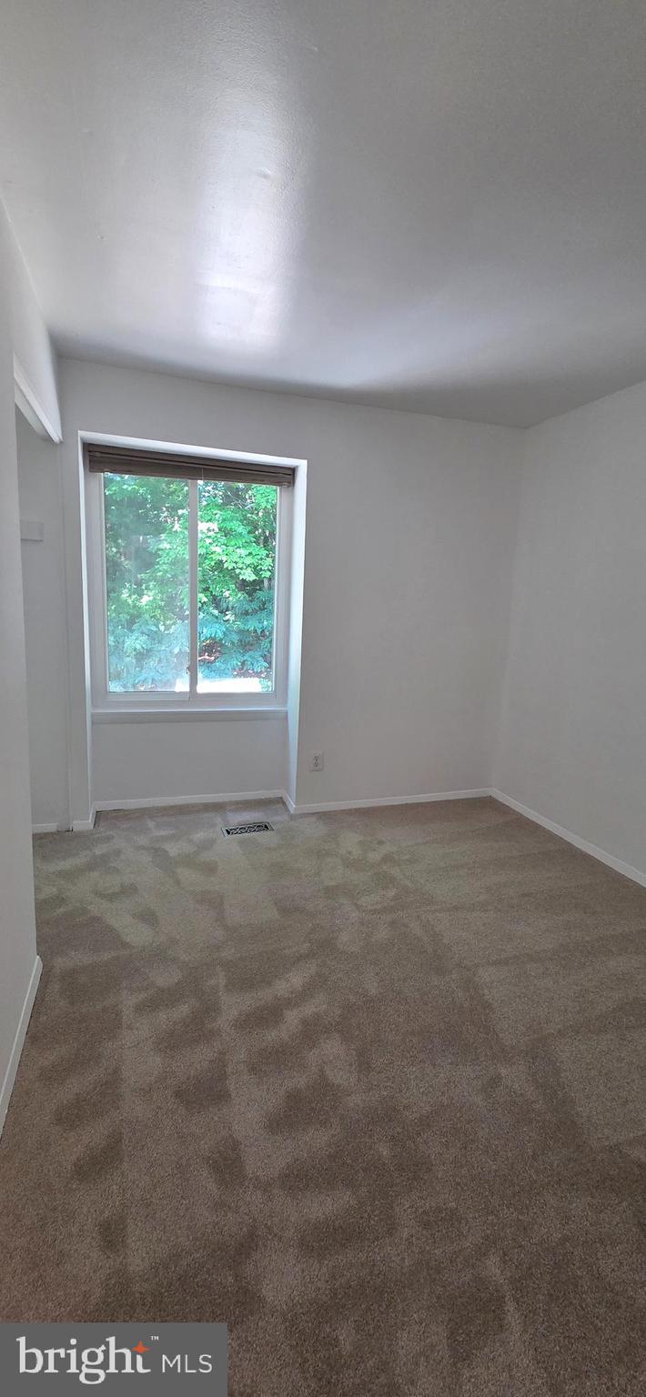 6022 Forrest Hollow Lane Springfield, VA 22152 - Photo 26 of 47 Gallery Image 26