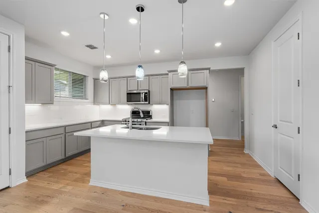 $399,000 | 150 Roaming Rock Trail, Unit 101, San Marcos, TX 78666