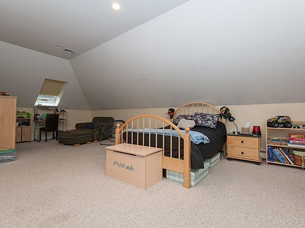 15 Surrey Road Winchester, MA 01890 - Photo 26 of 30 Gallery Image 26