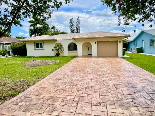 $3,500 | 8205 Northwest 106th Avenue, Tamarac, FL 33321