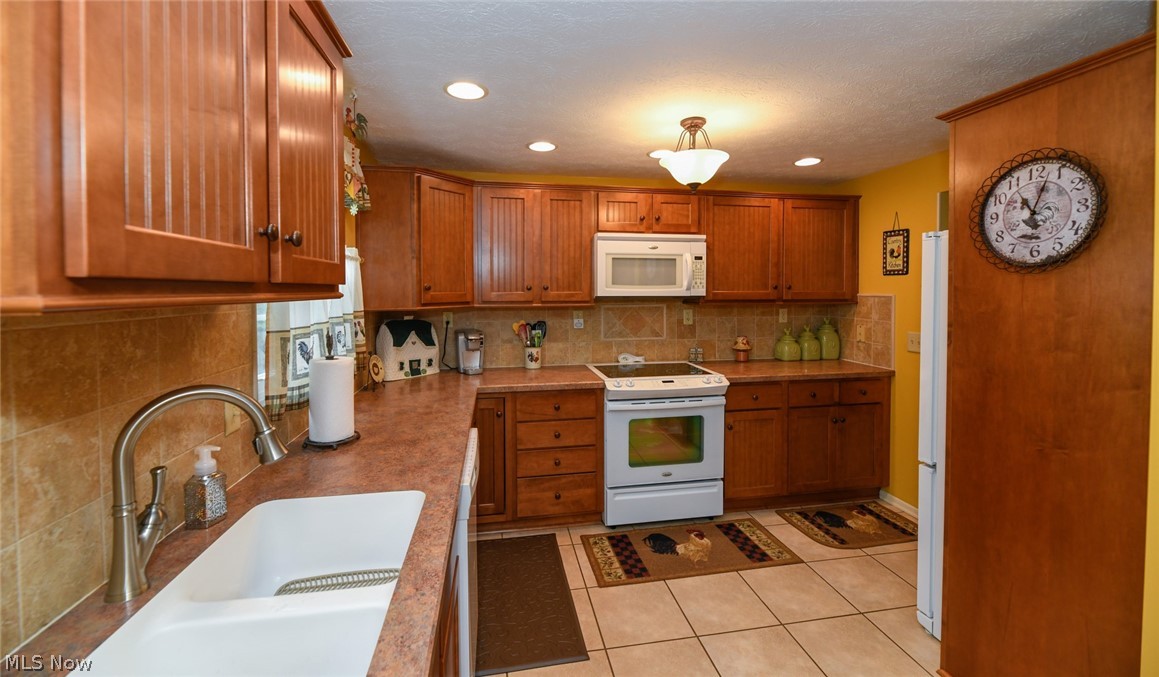 3059 Grill Road Clinton, OH 44216 - Photo 9 of 29