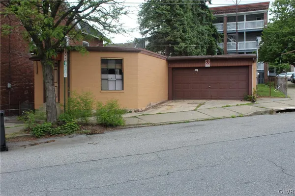 $100,000 | 639 Buchanan Street, Bethlehem, PA 18015