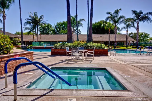 $819,900 | 8566 Sierra Circle, Unit 911C, Huntington Beach, CA 92646