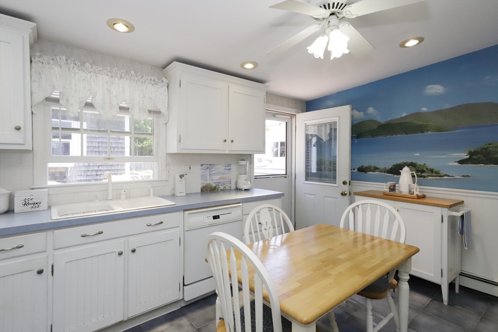 35 Point Street Fairhaven, MA 02719 - Photo 20 of 36