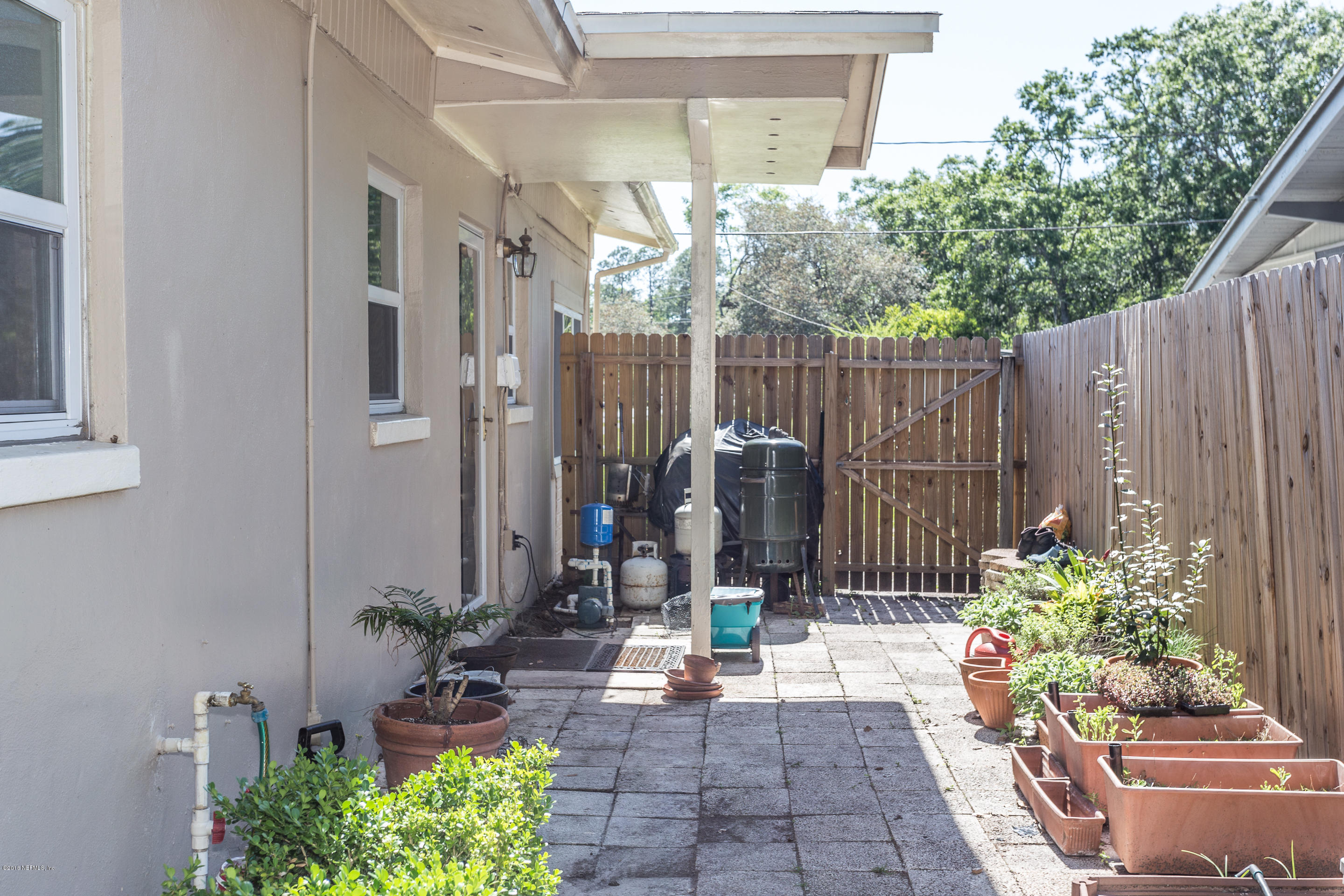 8517 Laurens Road Jacksonville, FL 32208 - Photo 30 of 32 laurenst (9 of 48)