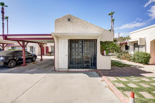 $1,900,000 | 43965 Towne Street, Indio, CA 92201