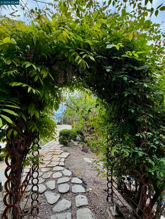 $850,000 | 5260 A Sunset Drive, El Sobrante, CA 94803