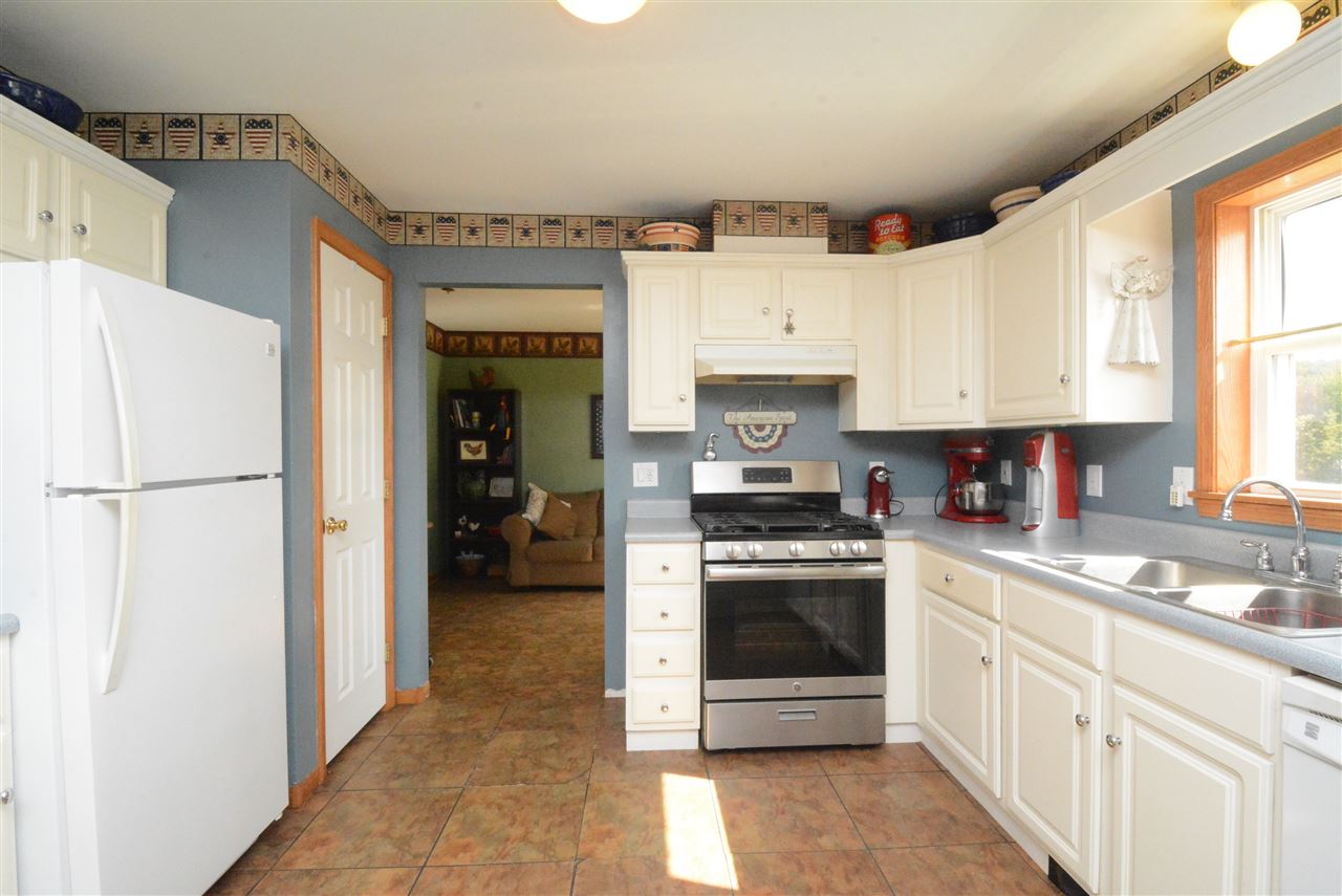 960 Gilman Road Enosburg Falls, VT 05450 - Photo 5 of 40 Gallery Image 5