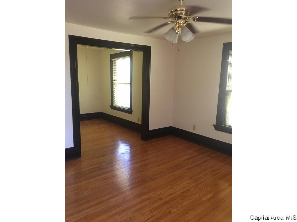911 North 6th Street Springfield, IL 62702 - Photo 13 of 23
