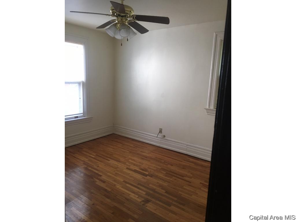 911 North 6th Street Springfield, IL 62702 - Photo 16 of 23