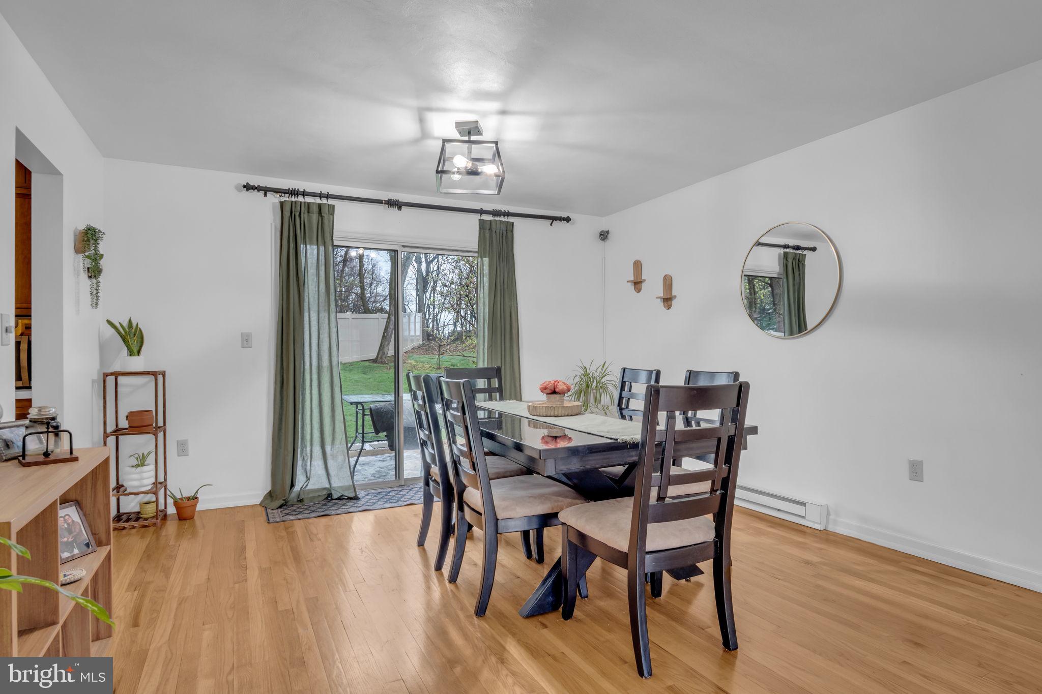 7169 Chambers Hill Road Harrisburg, PA 17111 - Photo 6 of 25