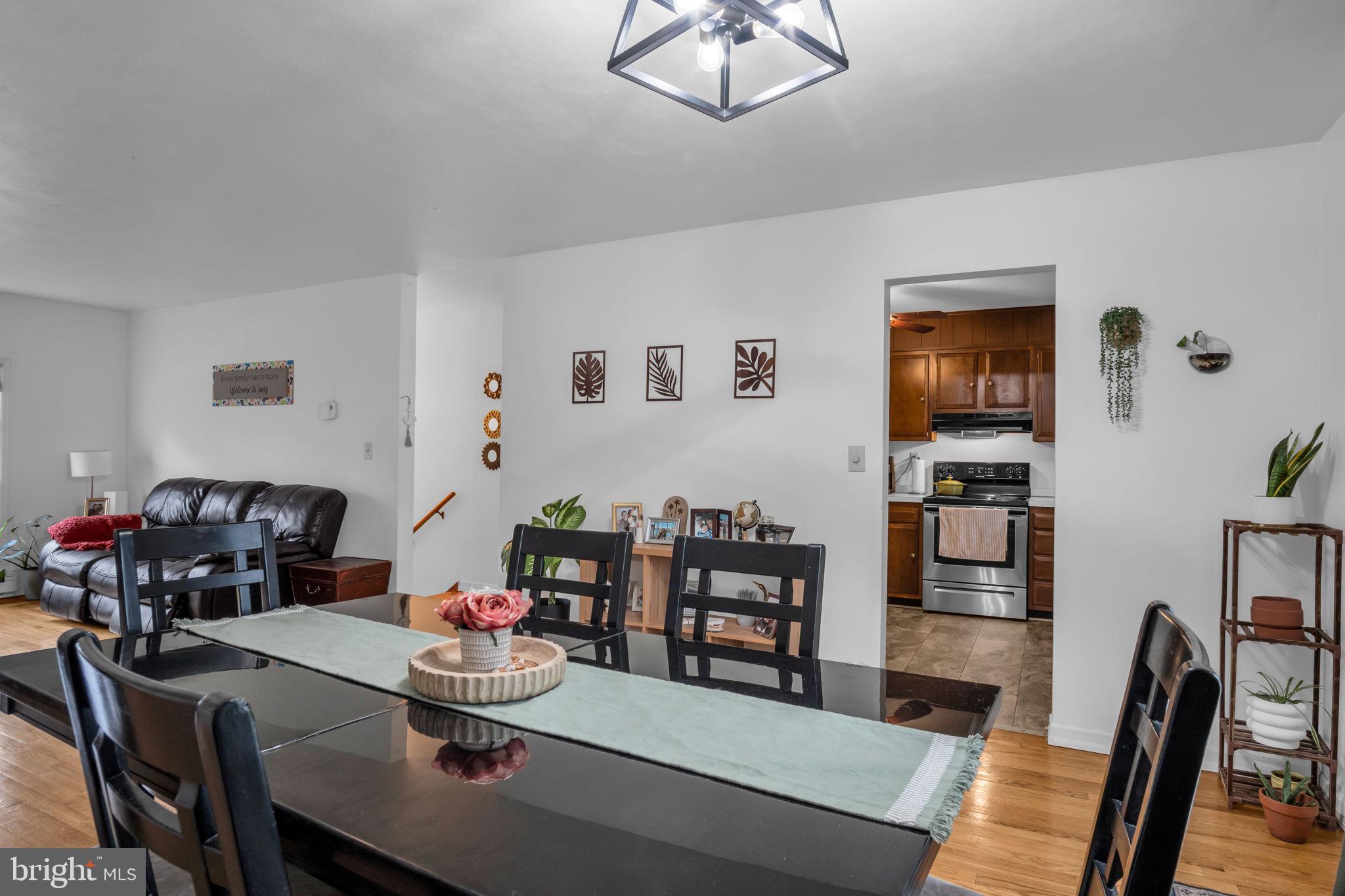 7169 Chambers Hill Road Harrisburg, PA 17111 - Photo 7 of 25