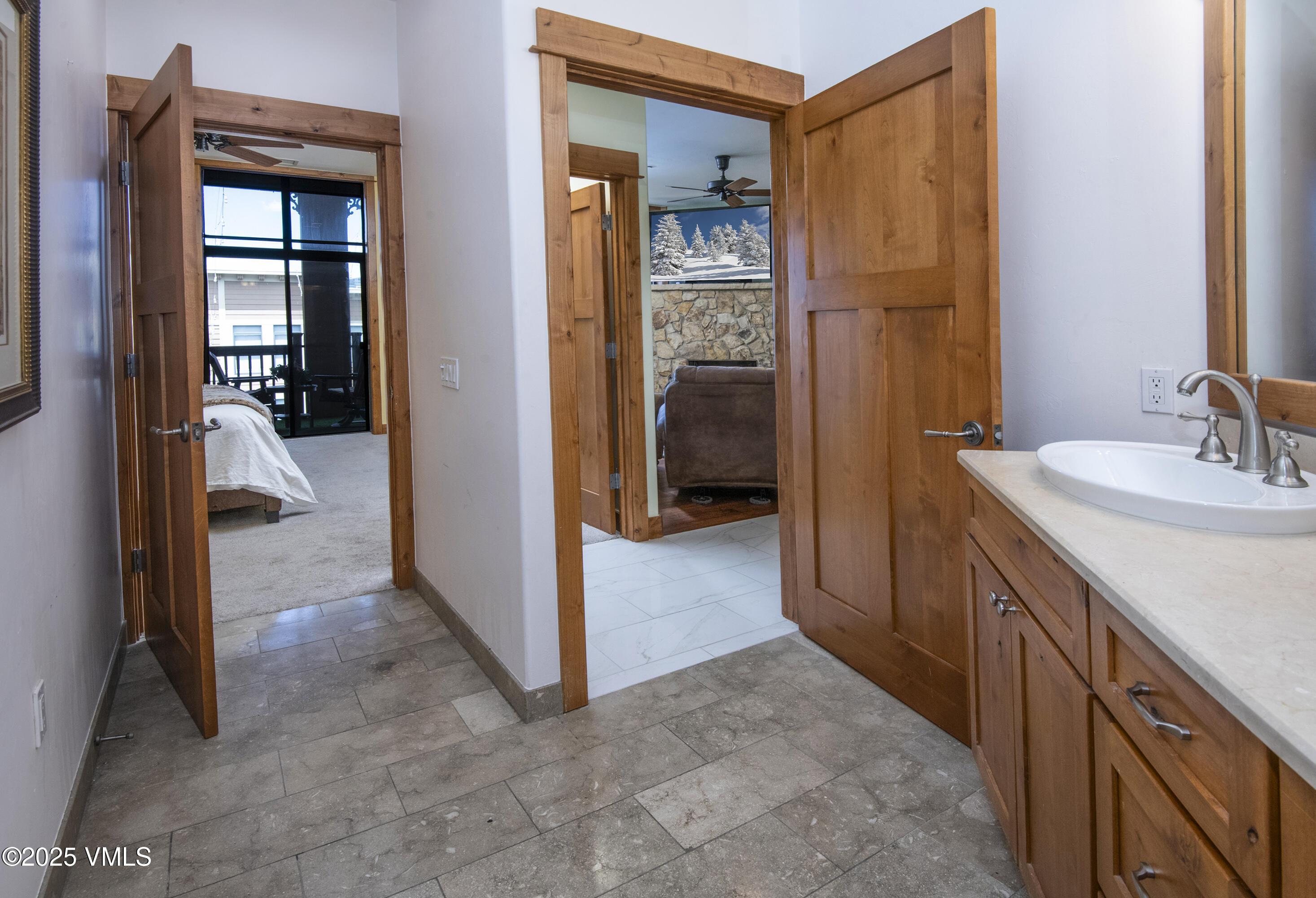 295 Main Street, Unit R306 Edwards, CO 81632 - Photo 13 of 40 295-Main-St-R-306_18
