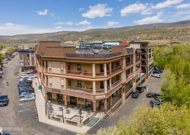 $875,000 | 295 Main Street, Unit R306, Edwards, CO 81632