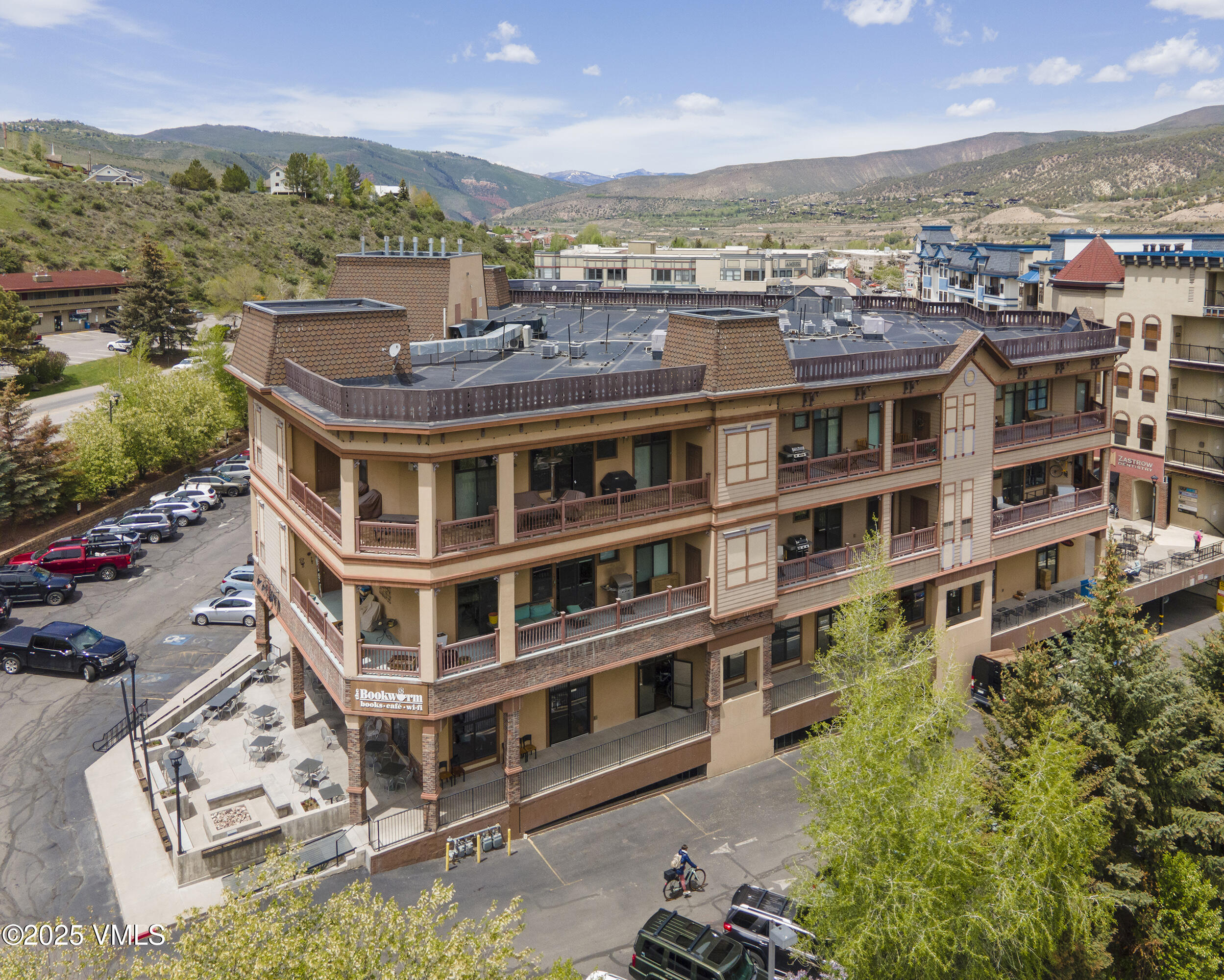 295 Main Street, Unit R306 Edwards, CO 81632 - Photo 32 of 40 295-Main-St-R-306_34