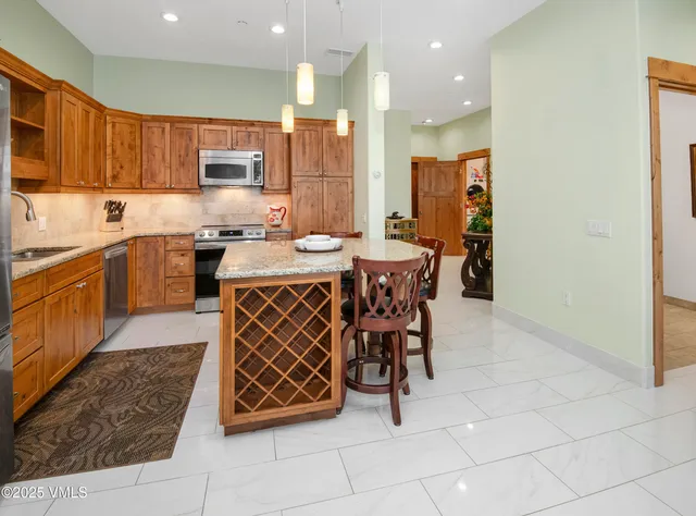 $875,000 | 295 Main Street, Unit R306, Edwards, CO 81632