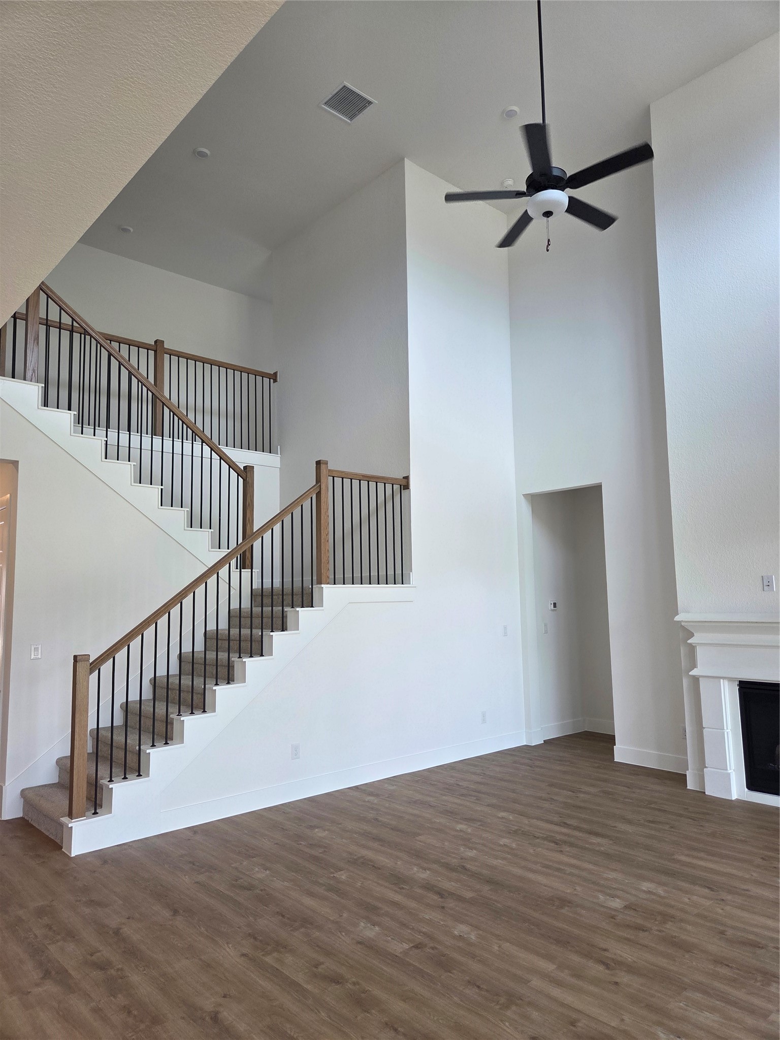 16127 Rustling Wds Road Conroe, TX 77302 - Photo 2 of 7