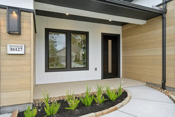 $659,990 | 16127 Rustling Wds Road, Conroe, TX 77302