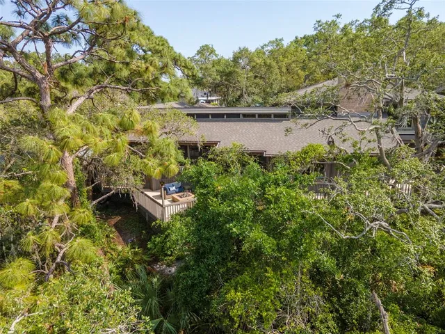 $1,650,000 | 1296 Weybridge Lane, Dunedin, FL 34698