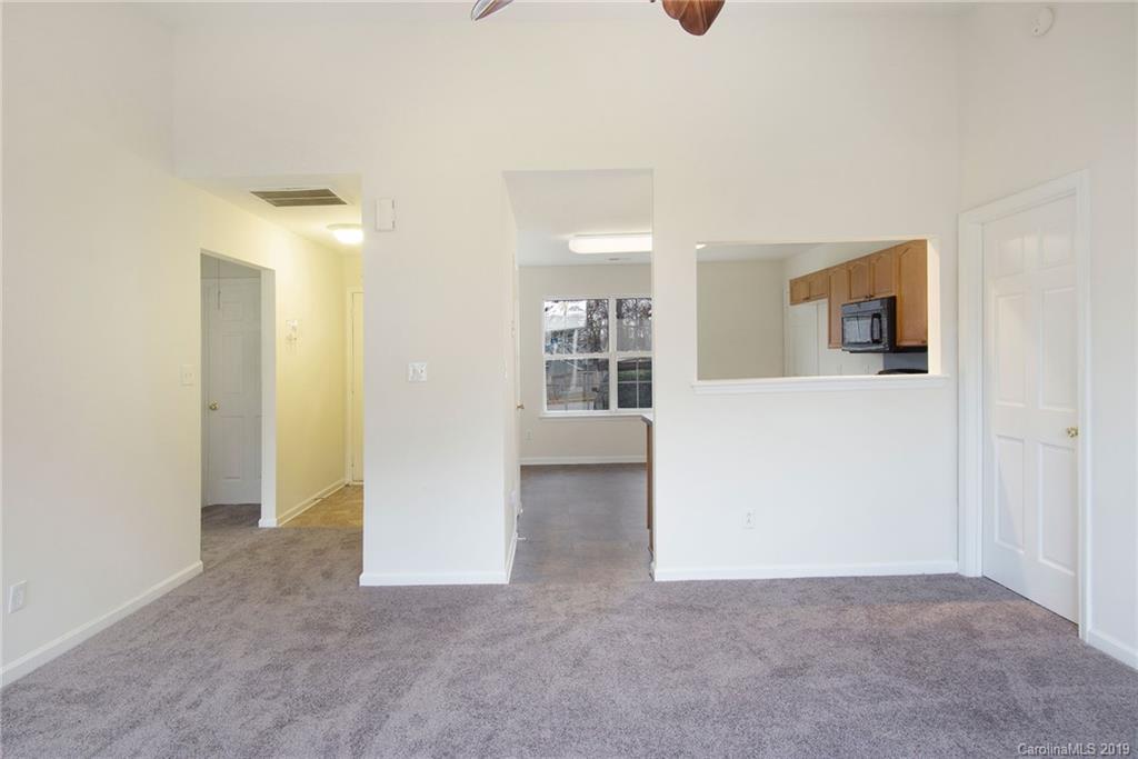 3306 Nevin Brook Road Charlotte, NC 28269 - Photo 2 of 16 Gallery Image 2