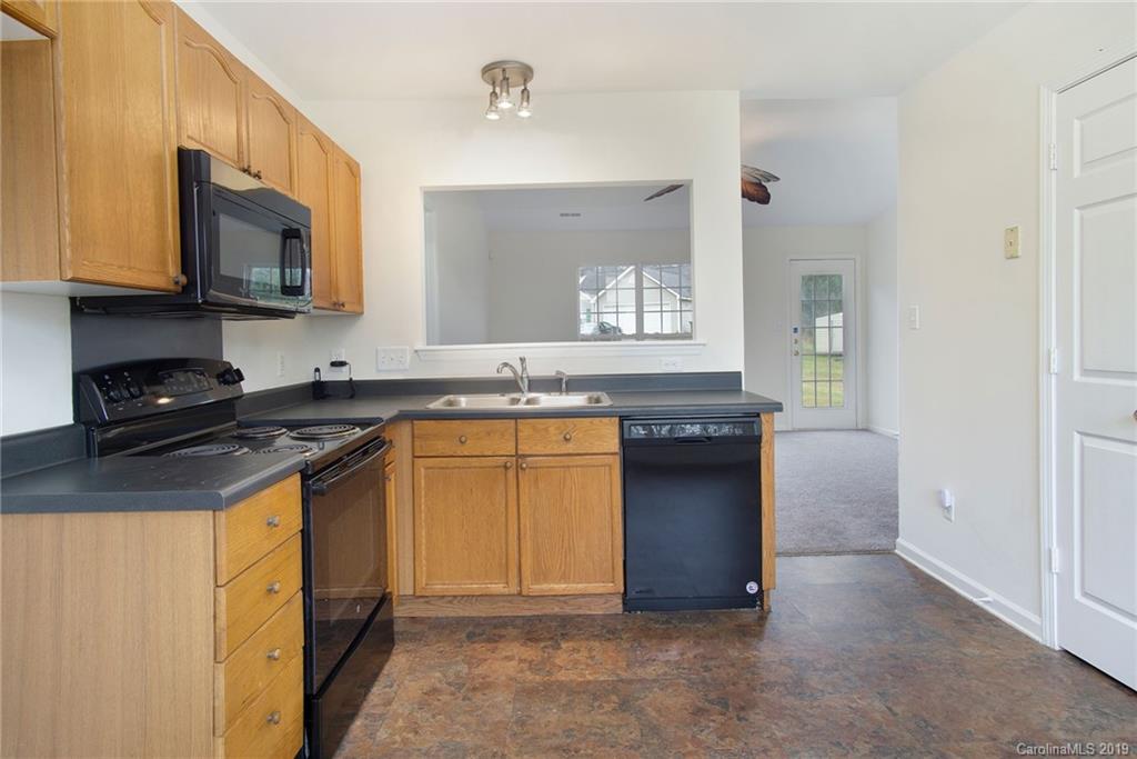 3306 Nevin Brook Road Charlotte, NC 28269 - Photo 3 of 16 Gallery Image 3
