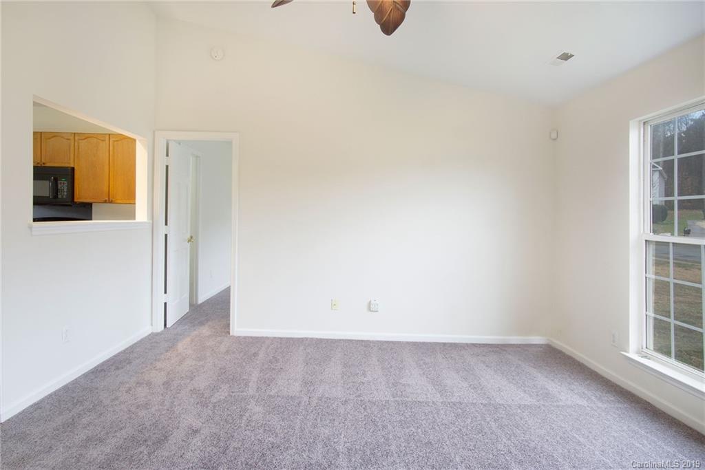 3306 Nevin Brook Road Charlotte, NC 28269 - Photo 6 of 16 Gallery Image 6