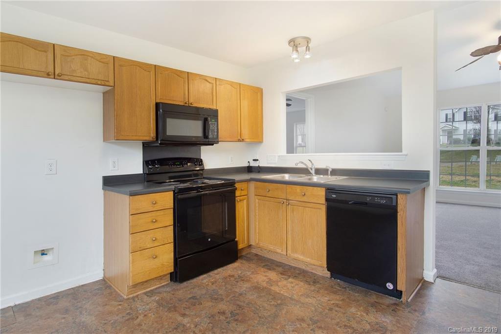 3306 Nevin Brook Road Charlotte, NC 28269 - Photo 8 of 16 Gallery Image 8