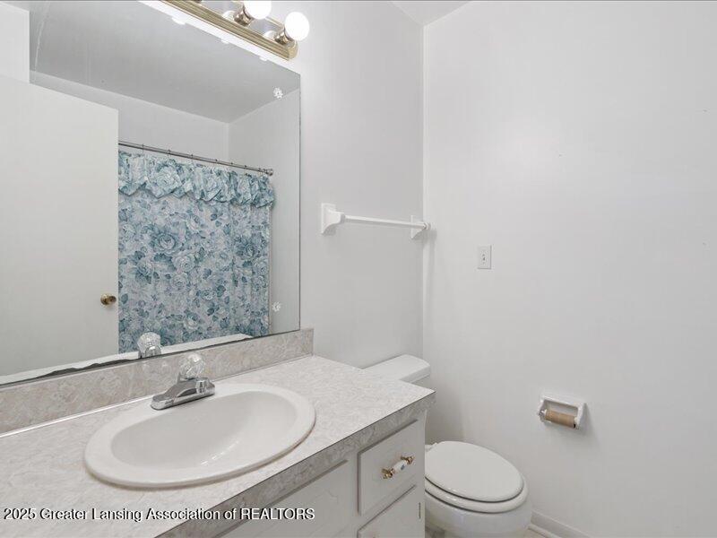 5417 South Genesee Road Grand Blanc, MI 48439 - Photo 12 of 15 DEFD9C55-3CA7-464E-A684-B2C73779C933