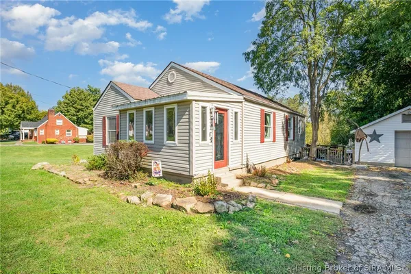 $209,900 | 2928 Green Valley Road, New Albany, IN 47150