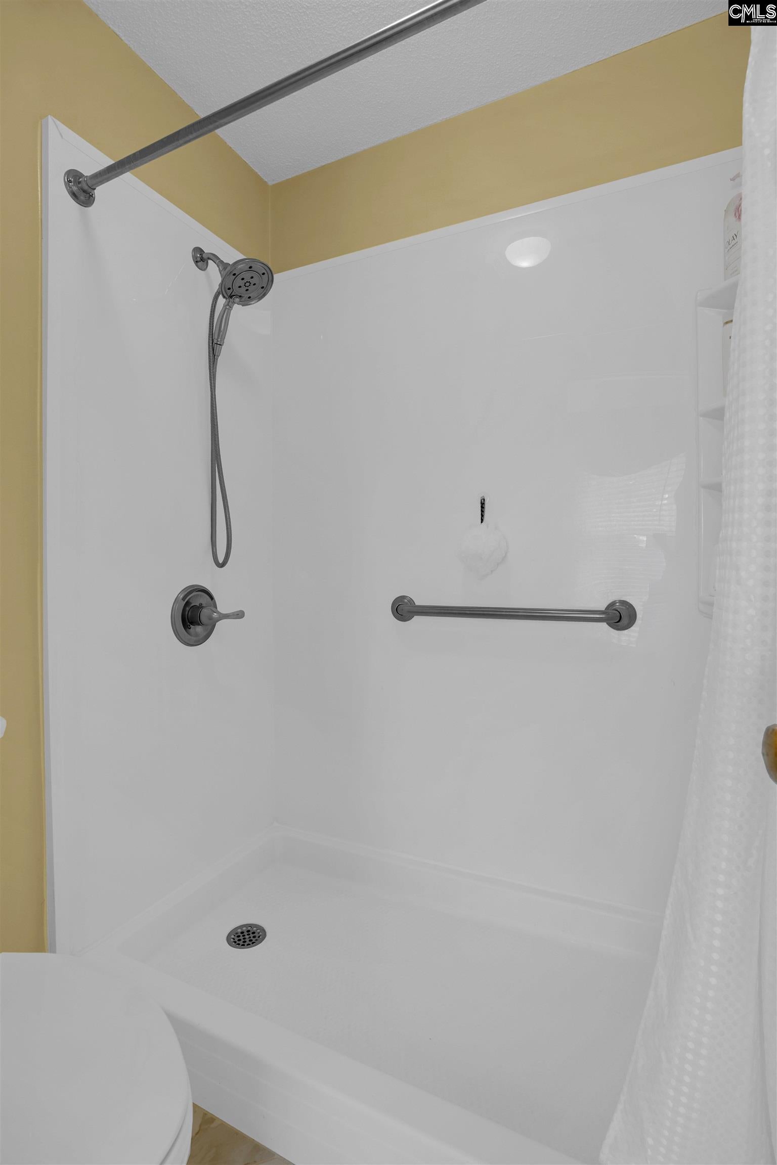 129 Wandering Brook Road Irmo, SC 29063 - Photo 21 of 43 Gallery Image 21