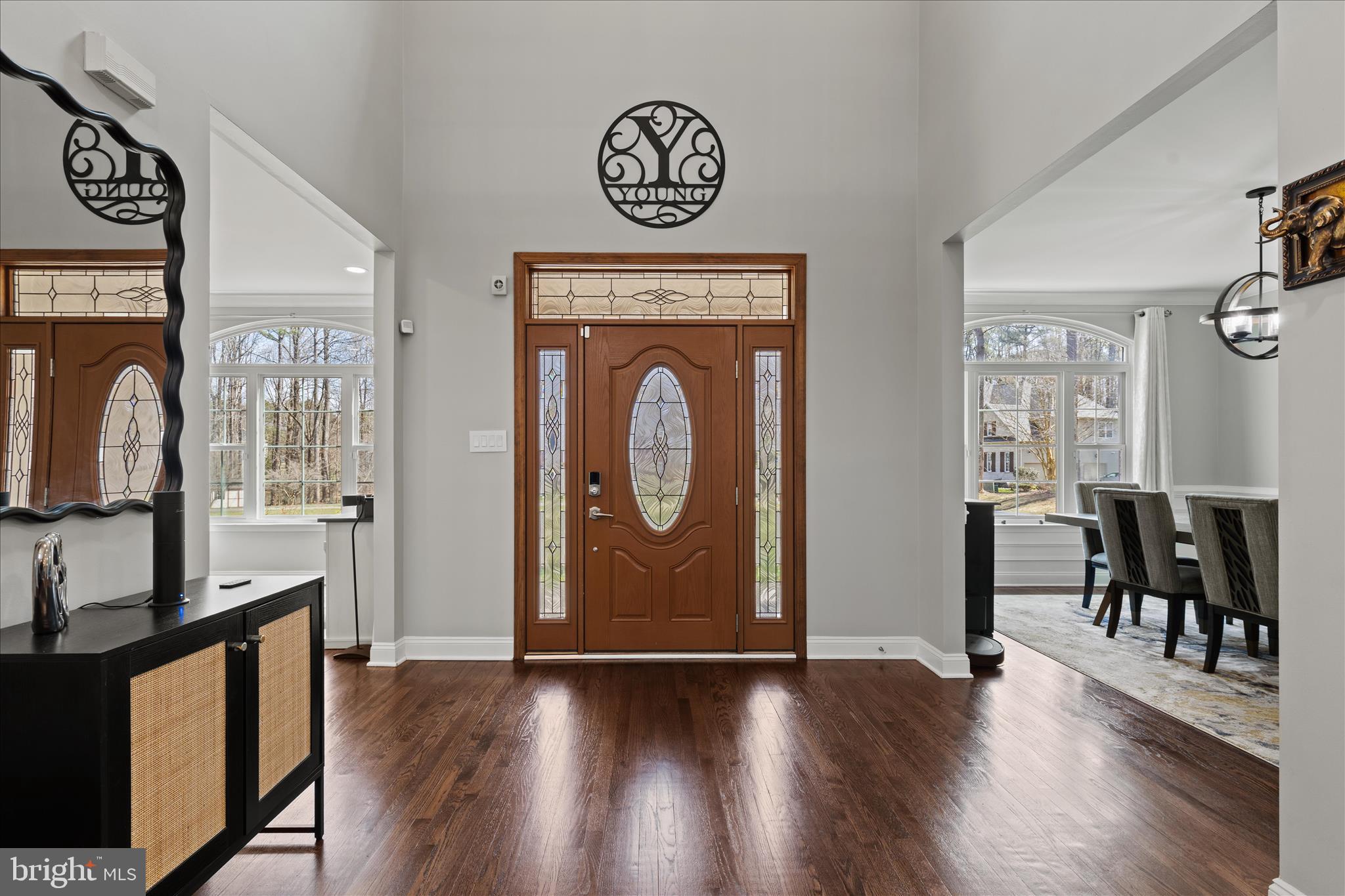 2014 Rosedale Lane Huntingtown, MD 20639 - Photo 8 of 121 Foyer
