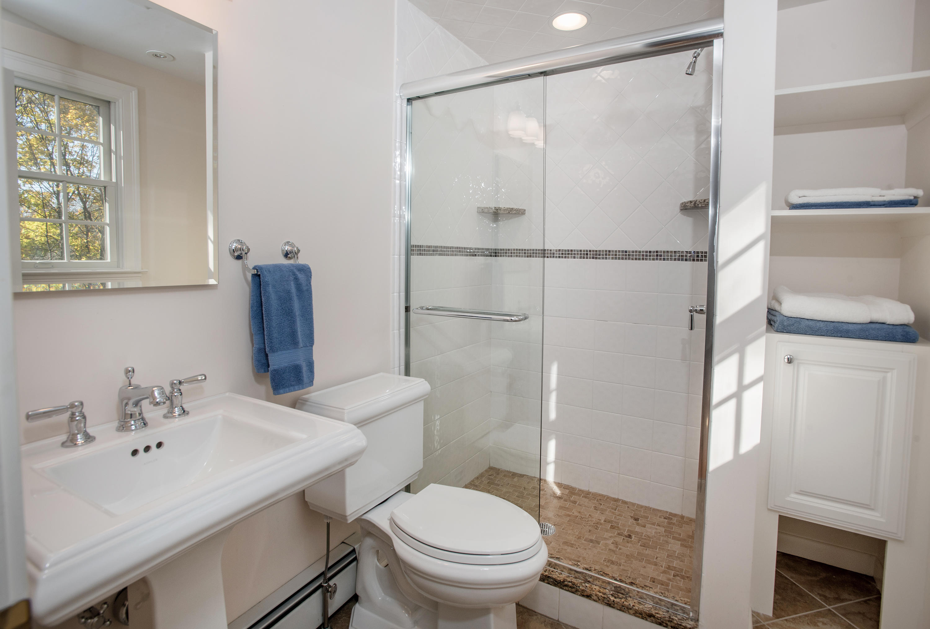 32 Putnam Road New Canaan, CT 06840 - Photo 13 of 25 Master bath