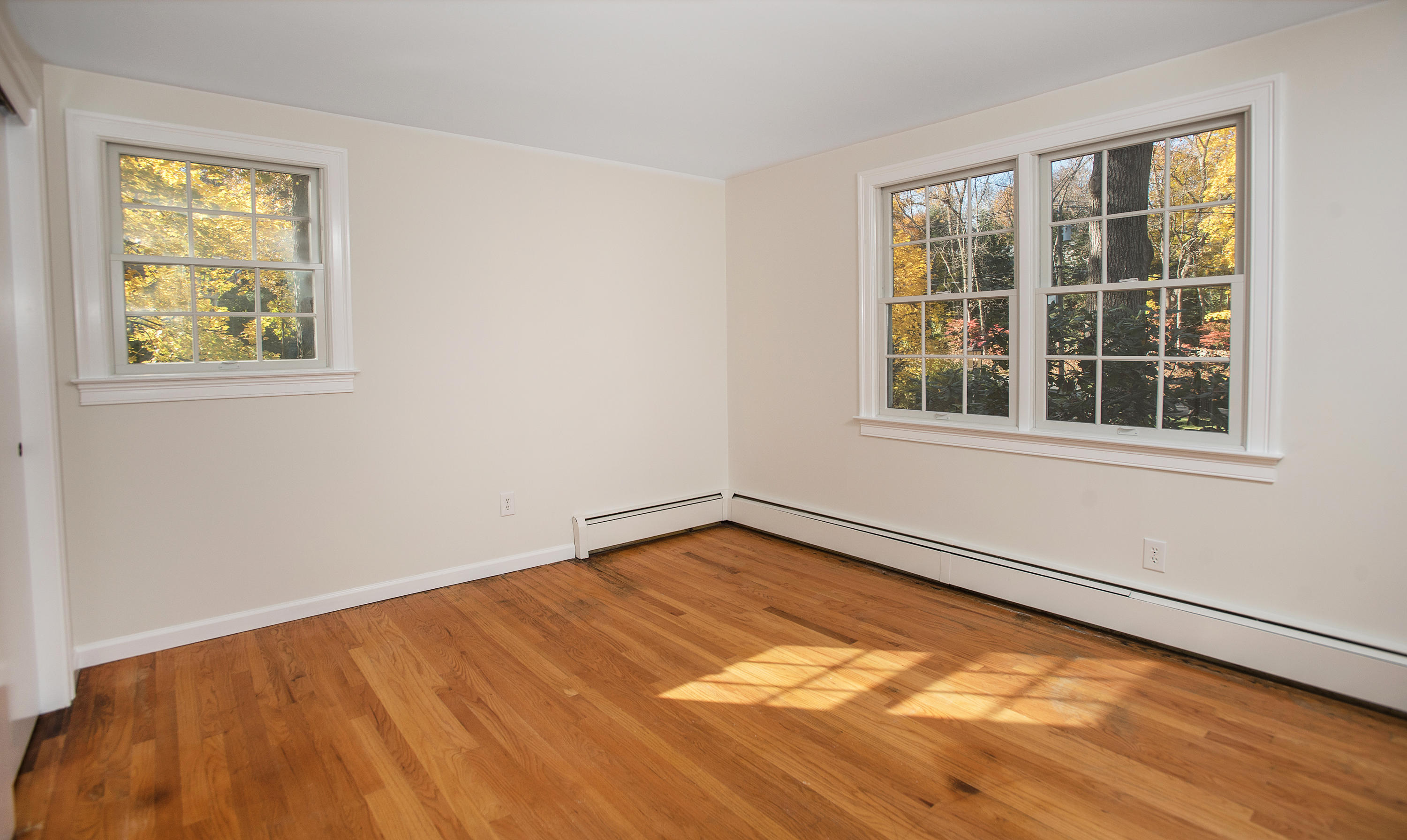 32 Putnam Road New Canaan, CT 06840 - Photo 15 of 25 Bedroom 3