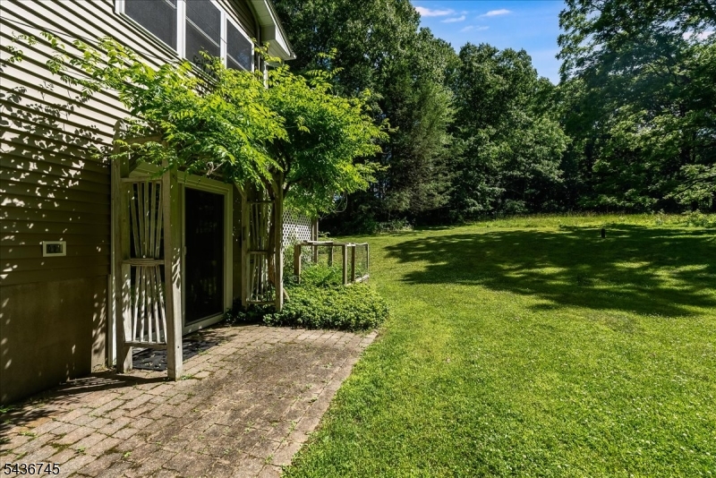 9 Wehrli Road Long Valley, NJ 07853 - Photo 22 of 40