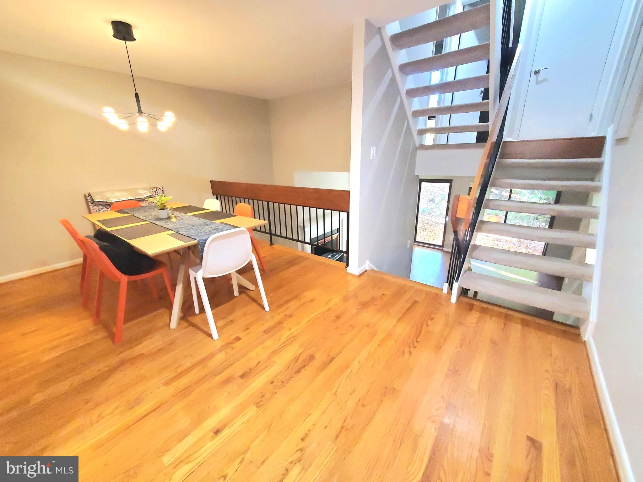 11632 Newbridge Court Reston, VA 20191 - Photo 11 of 39 Open Dining Room!