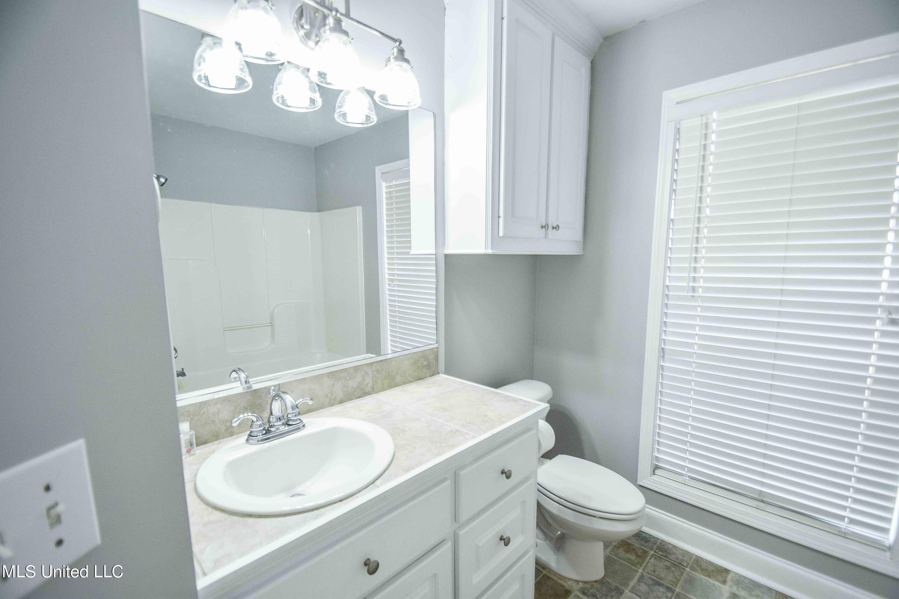 112 Ash Ridge Place Pearl, MS 39208 - Photo 9 of 32 image-9