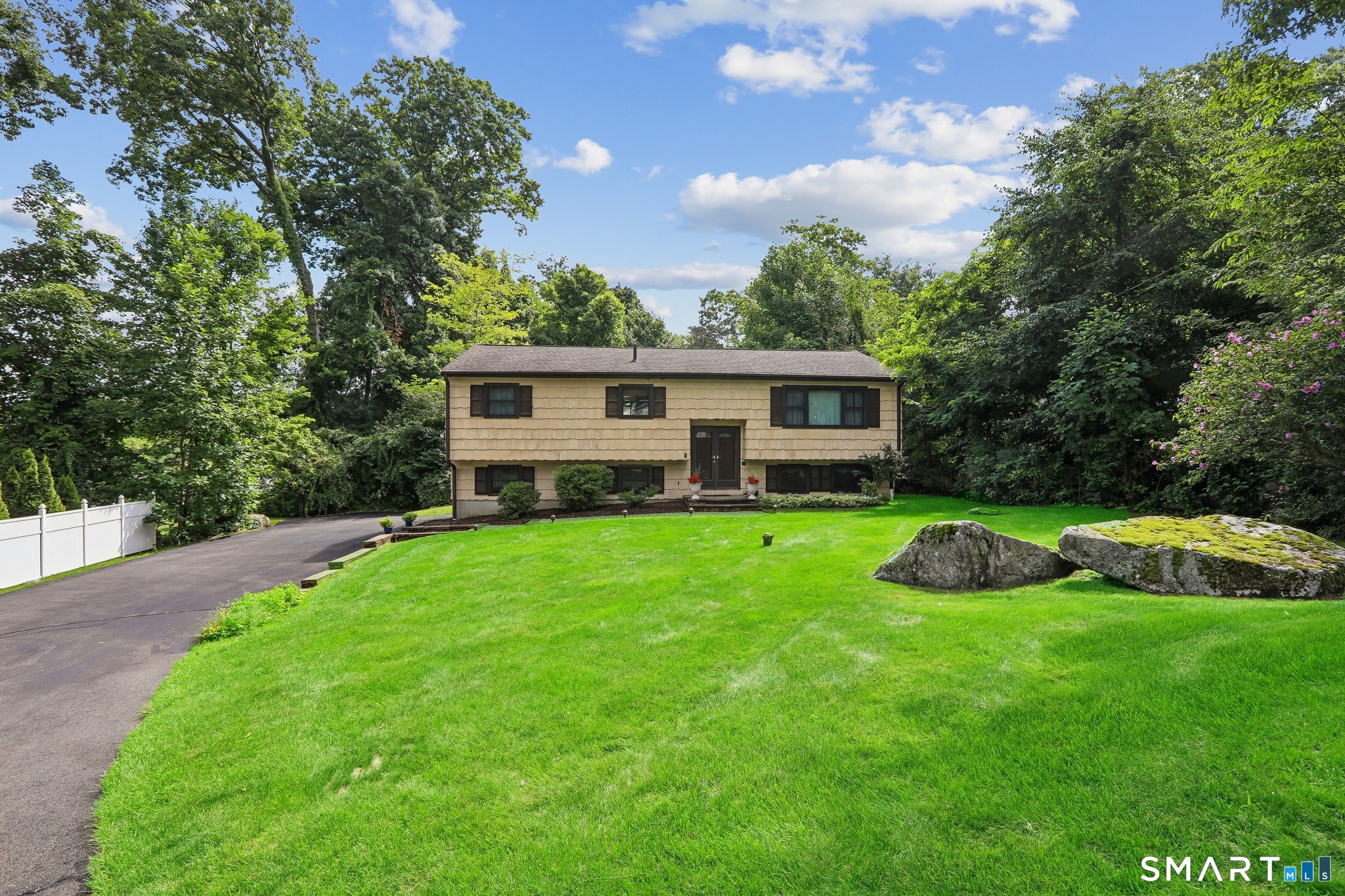 14 Clark Road New Fairfield, CT 06812 - Photo 1 of 32 Gallery Image 1