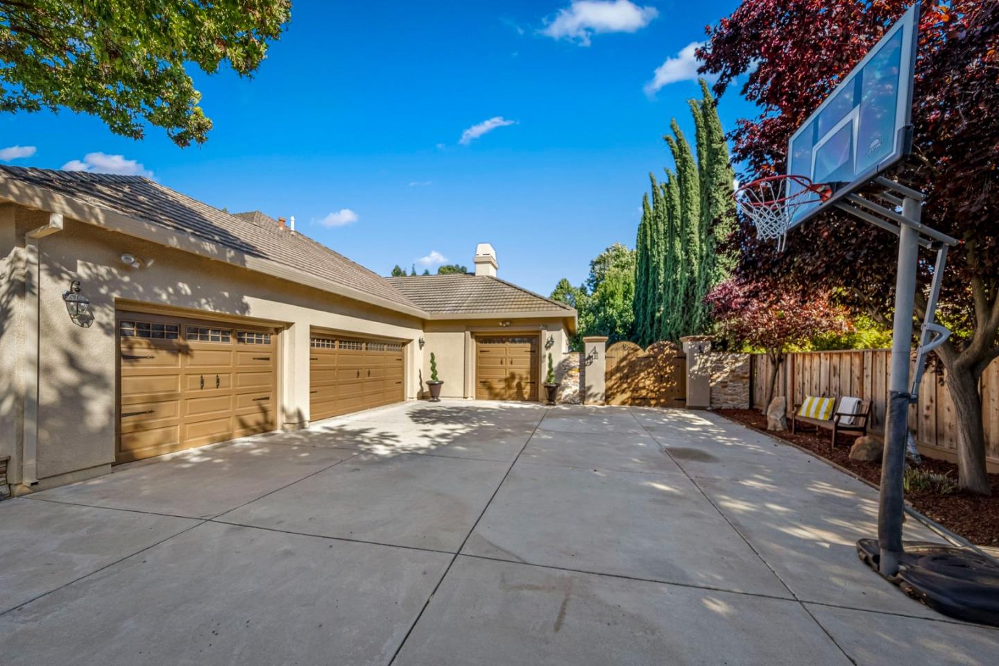 1980 Pear Drive Morgan Hill, CA 95037 - Photo 9 of 100