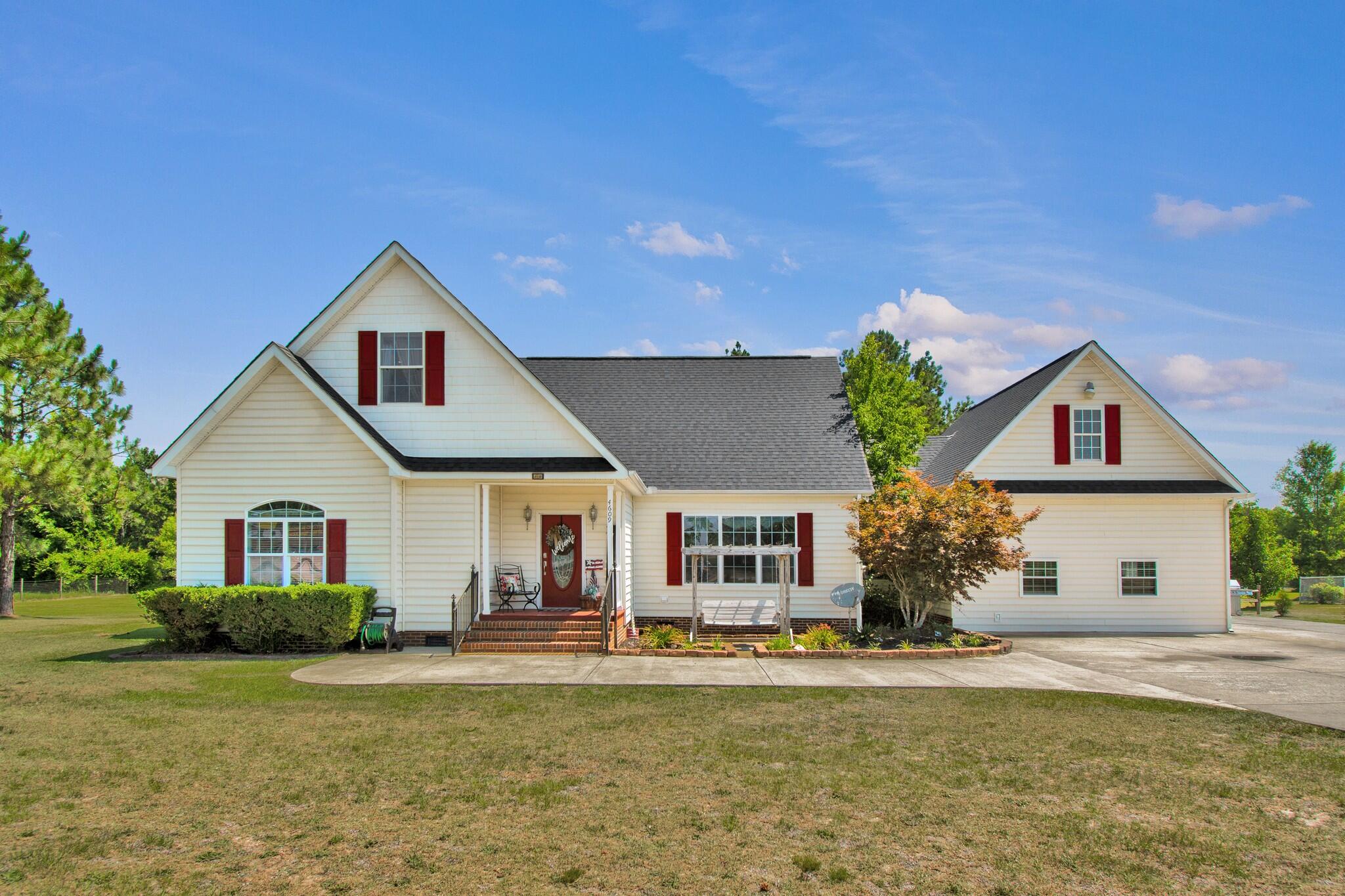 204 North Cromwell Road Savannah, GA 31410 - Photo 1 of 40 Beautiful home!