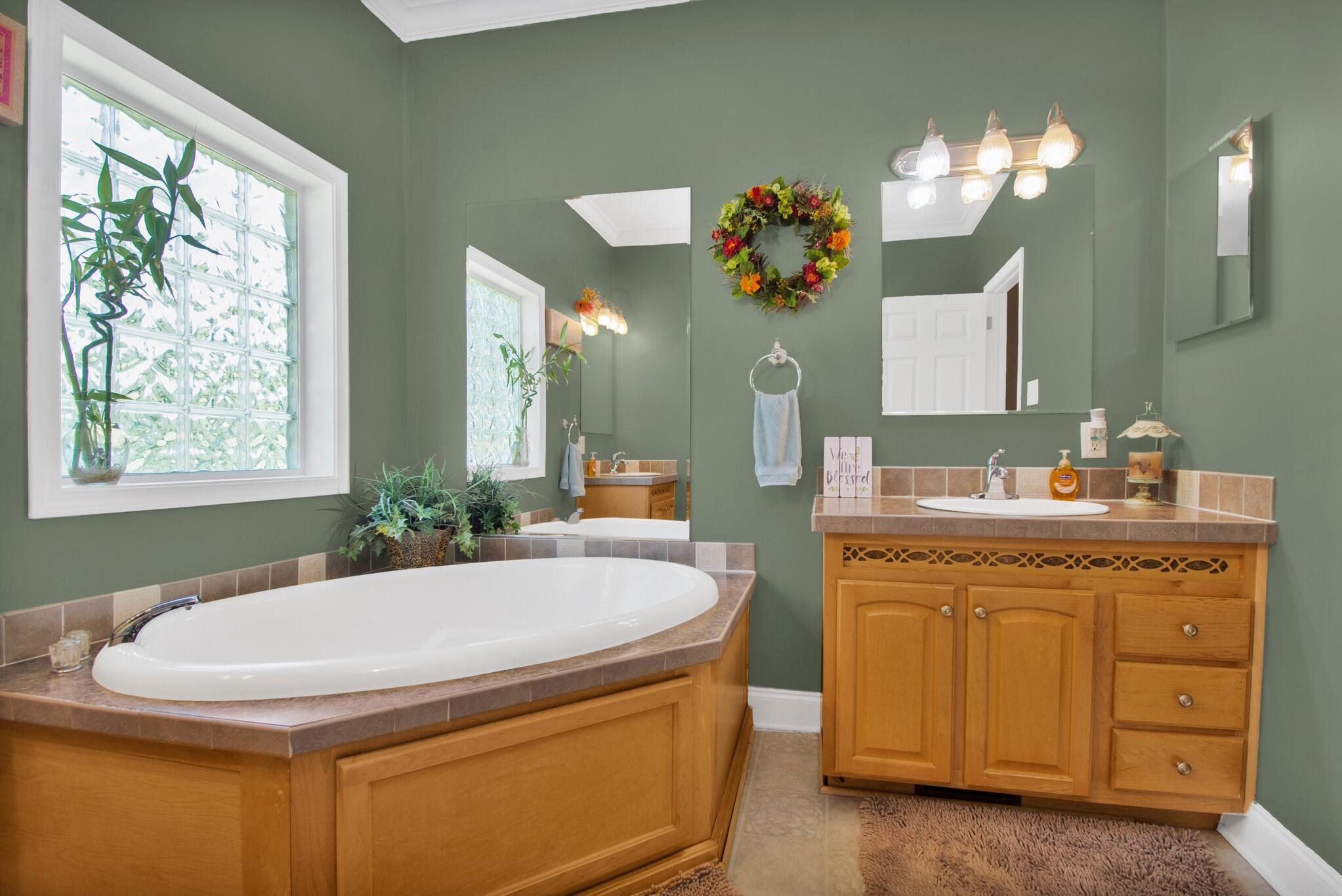 204 North Cromwell Road Savannah, GA 31410 - Photo 24 of 40 4609 Lobelia Rd (24 of 42)