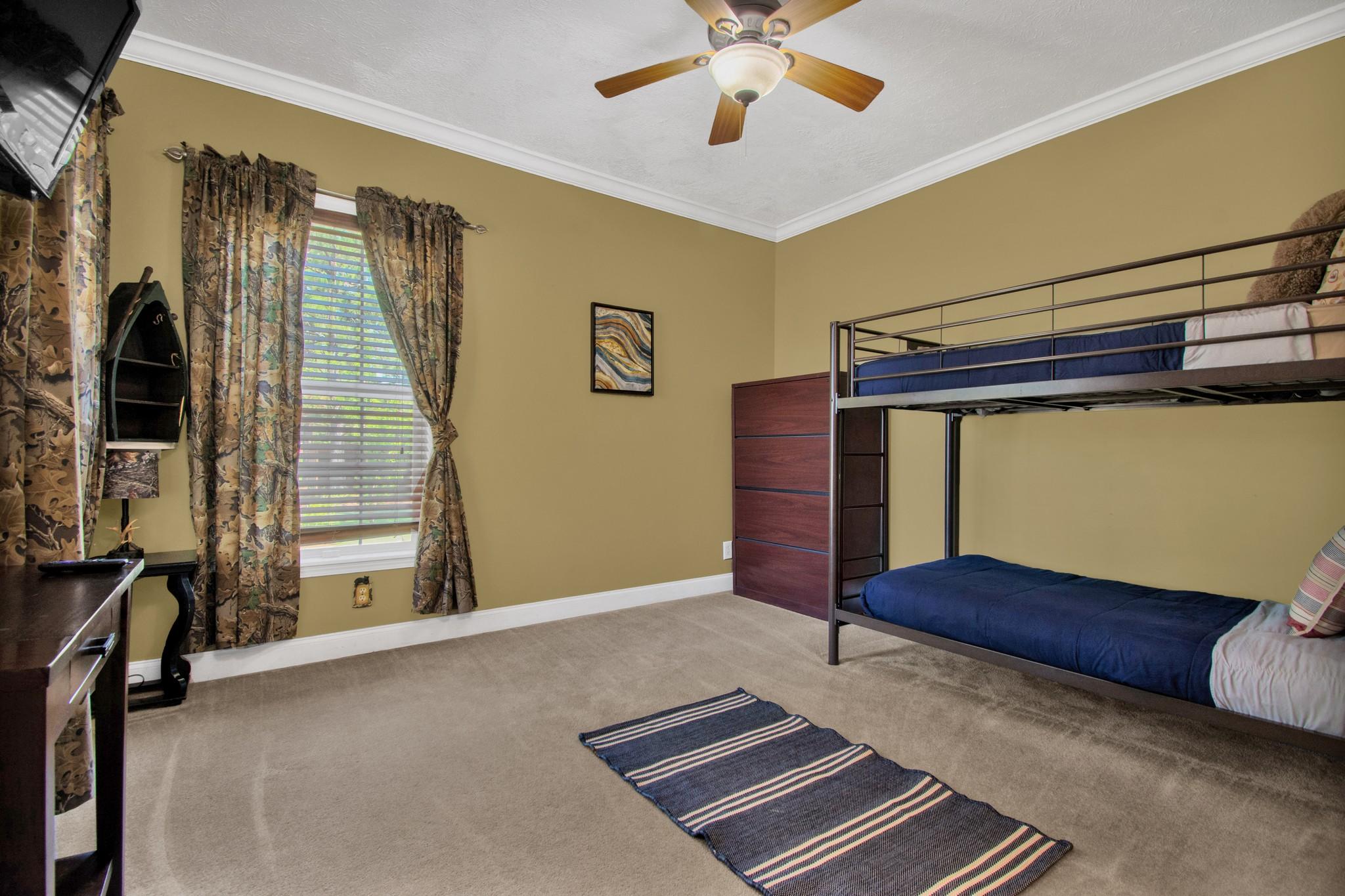204 North Cromwell Road Savannah, GA 31410 - Photo 32 of 40 4609 Lobelia Rd (20 of 42)